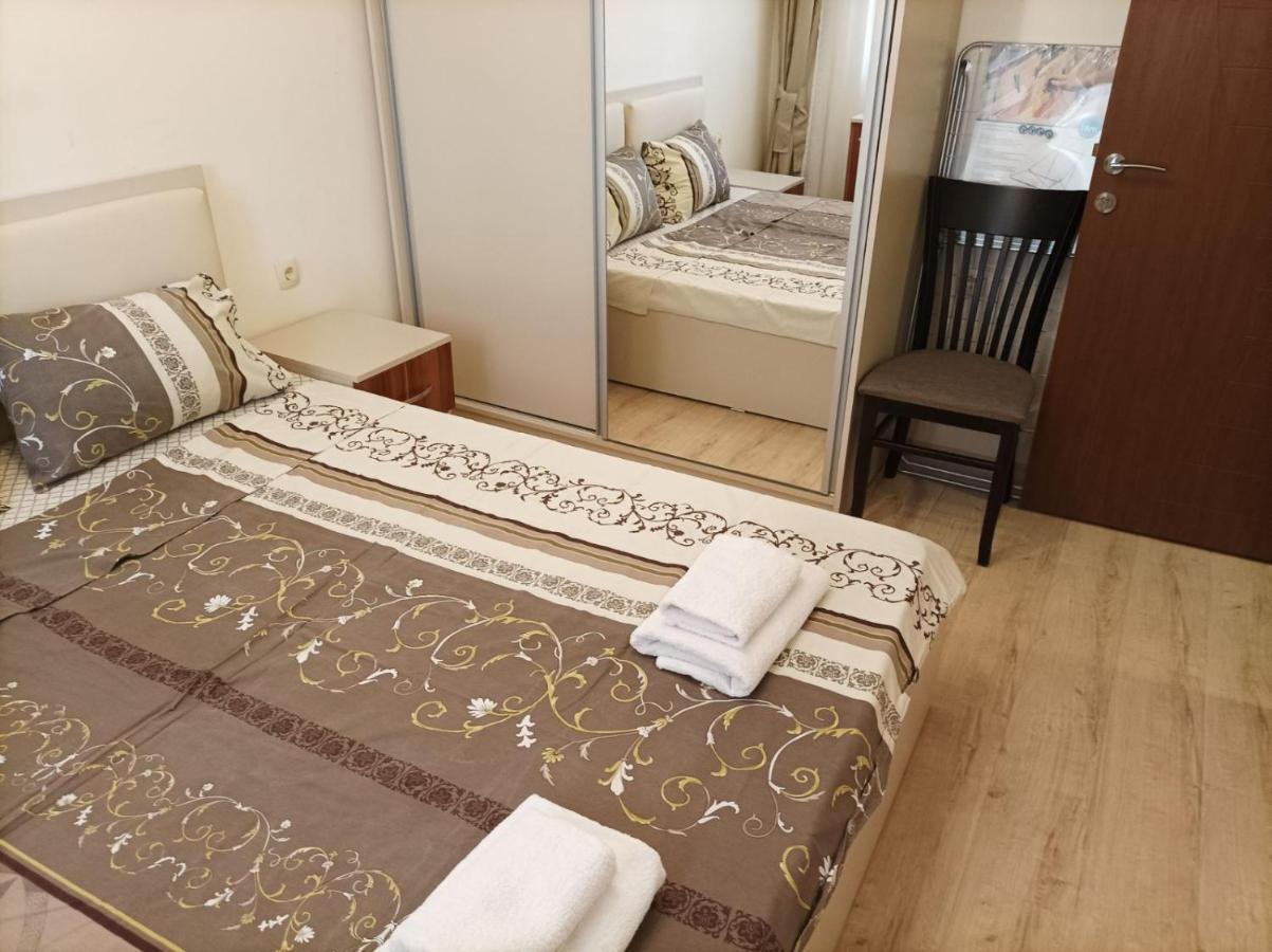One Bedroom Apartment 5 - Restaurant Stadium 普罗夫迪夫 外观 照片