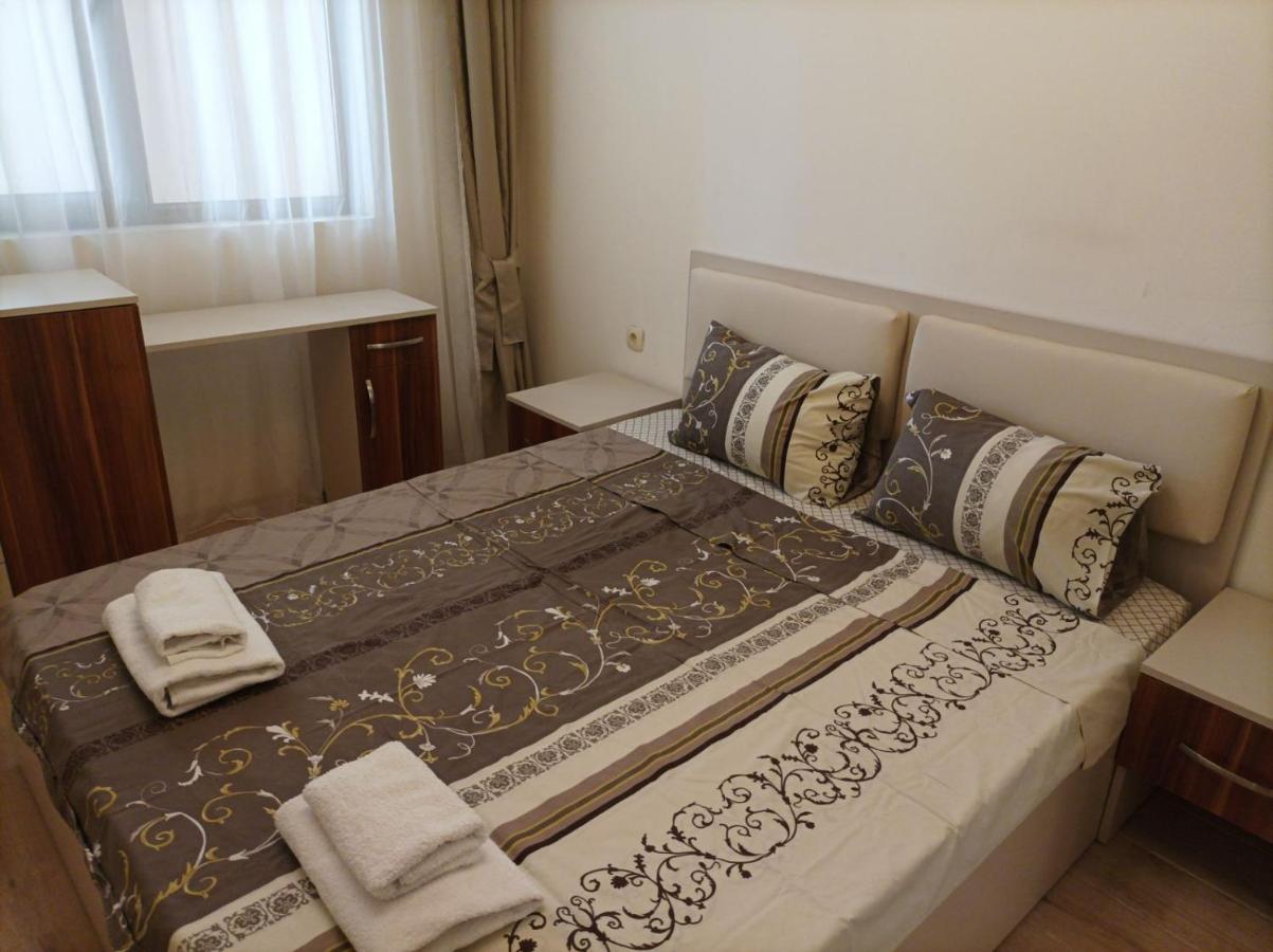 One Bedroom Apartment 5 - Restaurant Stadium 普罗夫迪夫 外观 照片