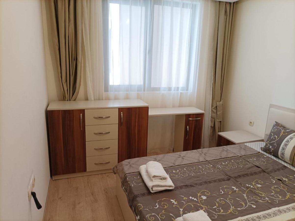 One Bedroom Apartment 5 - Restaurant Stadium 普罗夫迪夫 外观 照片